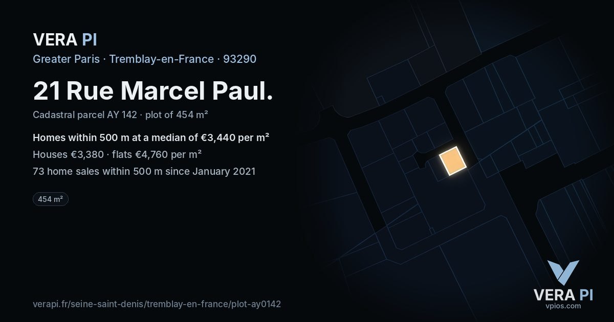 21 Rue Marcel Paul, Tremblay-en-France at night – the plot lit, the parcels around coloured by the prices near them