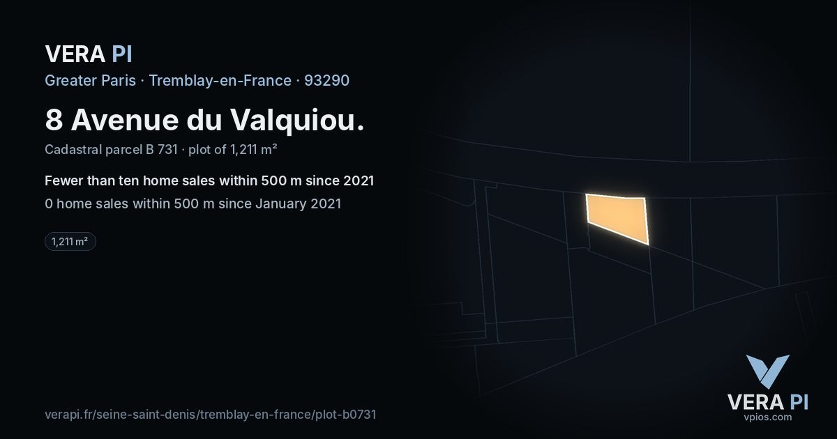 8 Avenue du Valquiou, Tremblay-en-France at night – the plot lit, the parcels around coloured by the prices near them