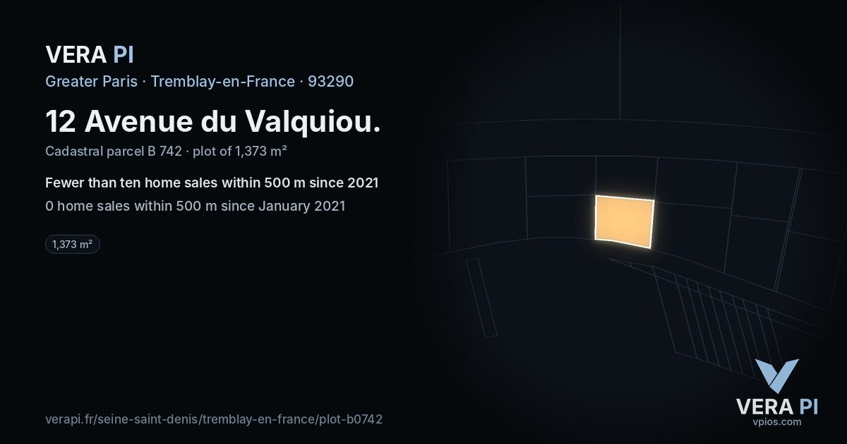 12 Avenue du Valquiou, Tremblay-en-France at night – the plot lit, the parcels around coloured by the prices near them