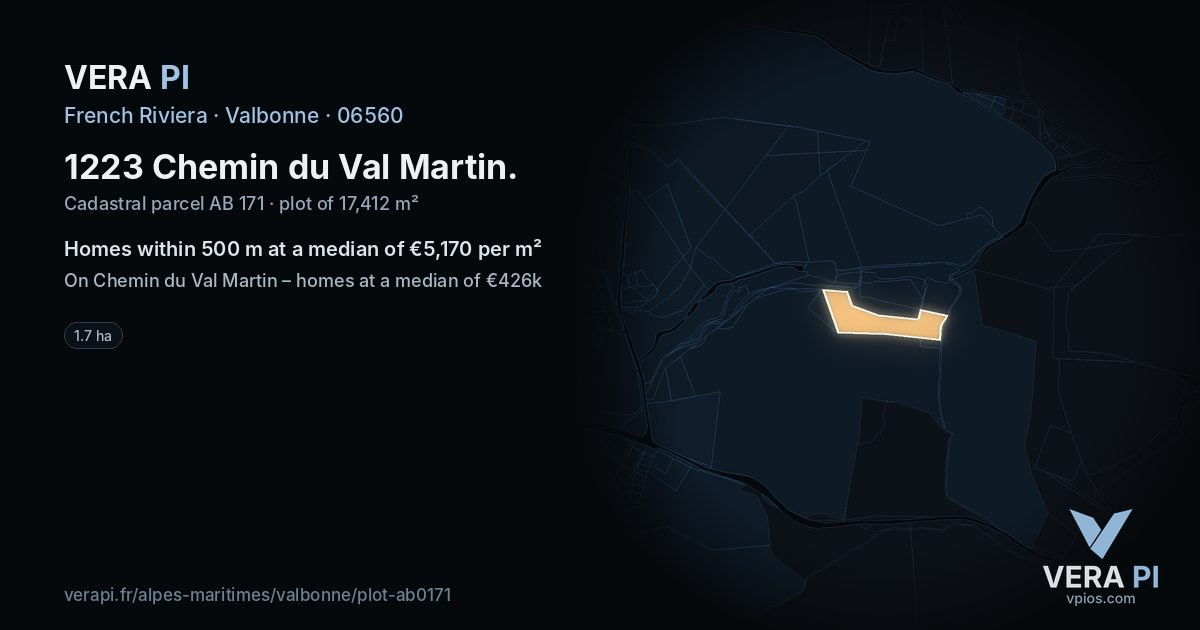 1223 Chemin du Val Martin, Valbonne at night – the plot lit, the parcels around coloured by the prices near them