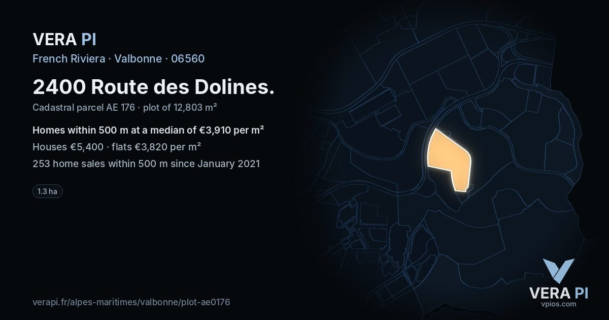 2400 Route des Dolines, Valbonne at night – the plot lit, the parcels around coloured by the prices near them