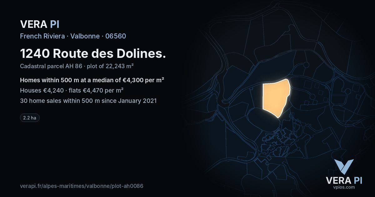 1240 Route des Dolines, Valbonne at night – the plot lit, the parcels around coloured by the prices near them