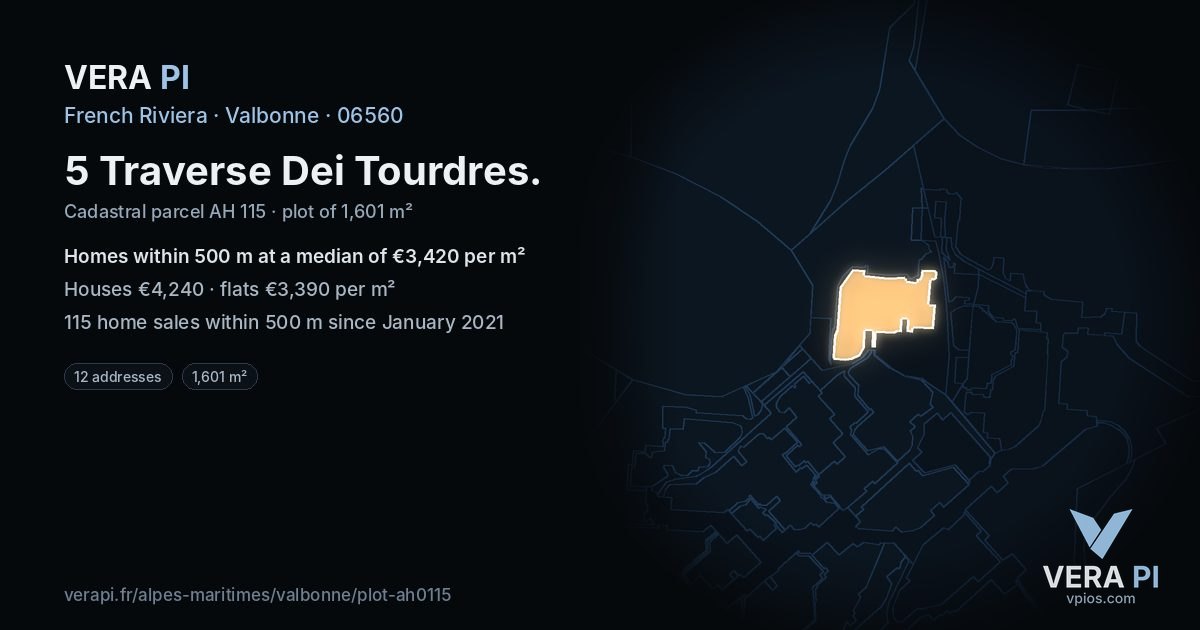 5 Traverse Dei Tourdres, Valbonne at night – the plot lit, the parcels around coloured by the prices near them