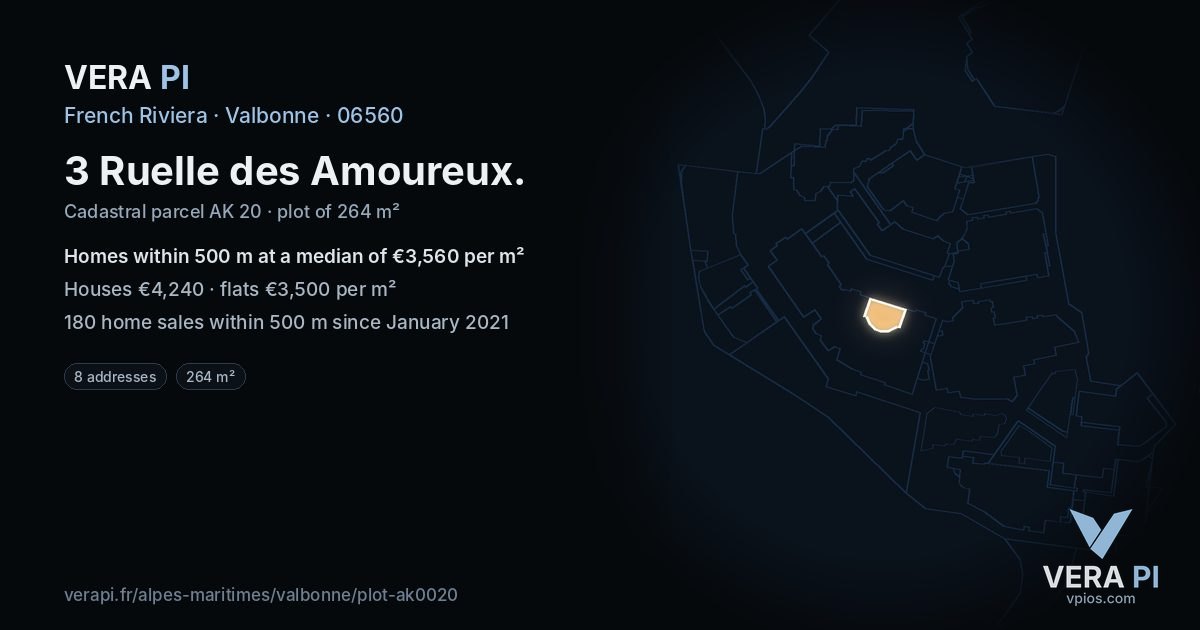 3 Ruelle des Amoureux, Valbonne at night – the plot lit, the parcels around coloured by the prices near them