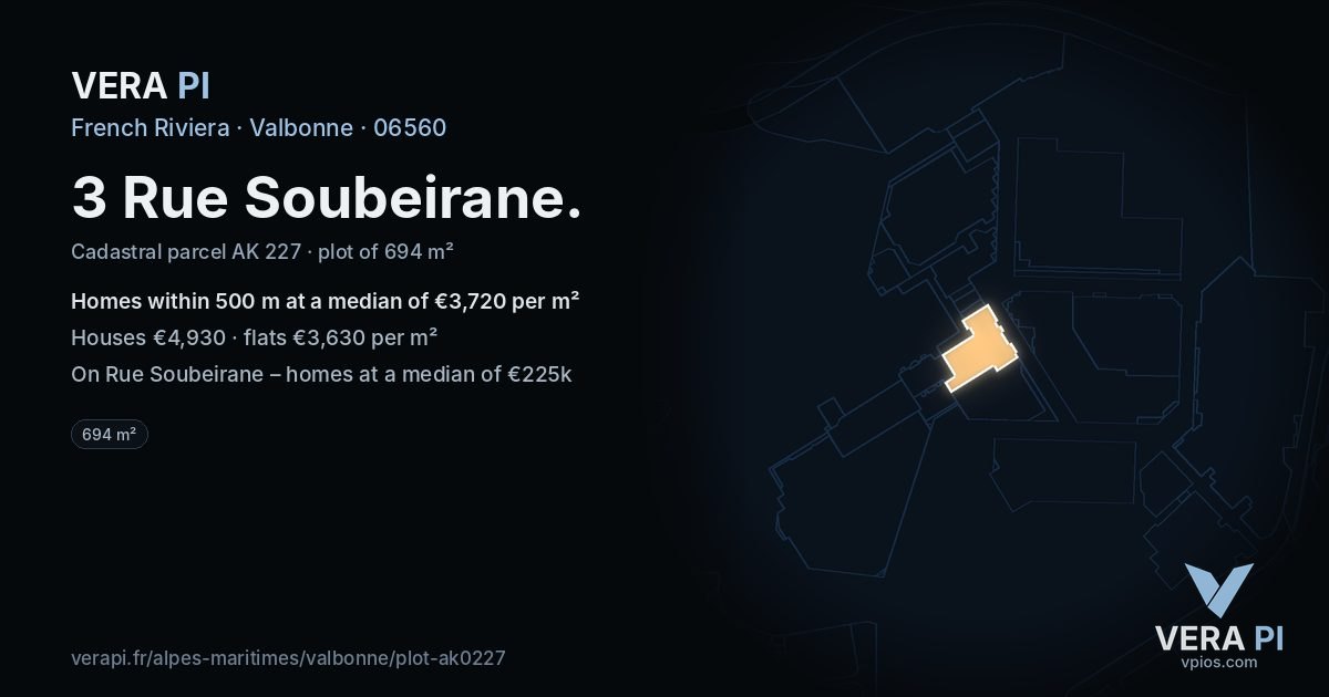 3 Rue Soubeirane, Valbonne at night – the plot lit, the parcels around coloured by the prices near them