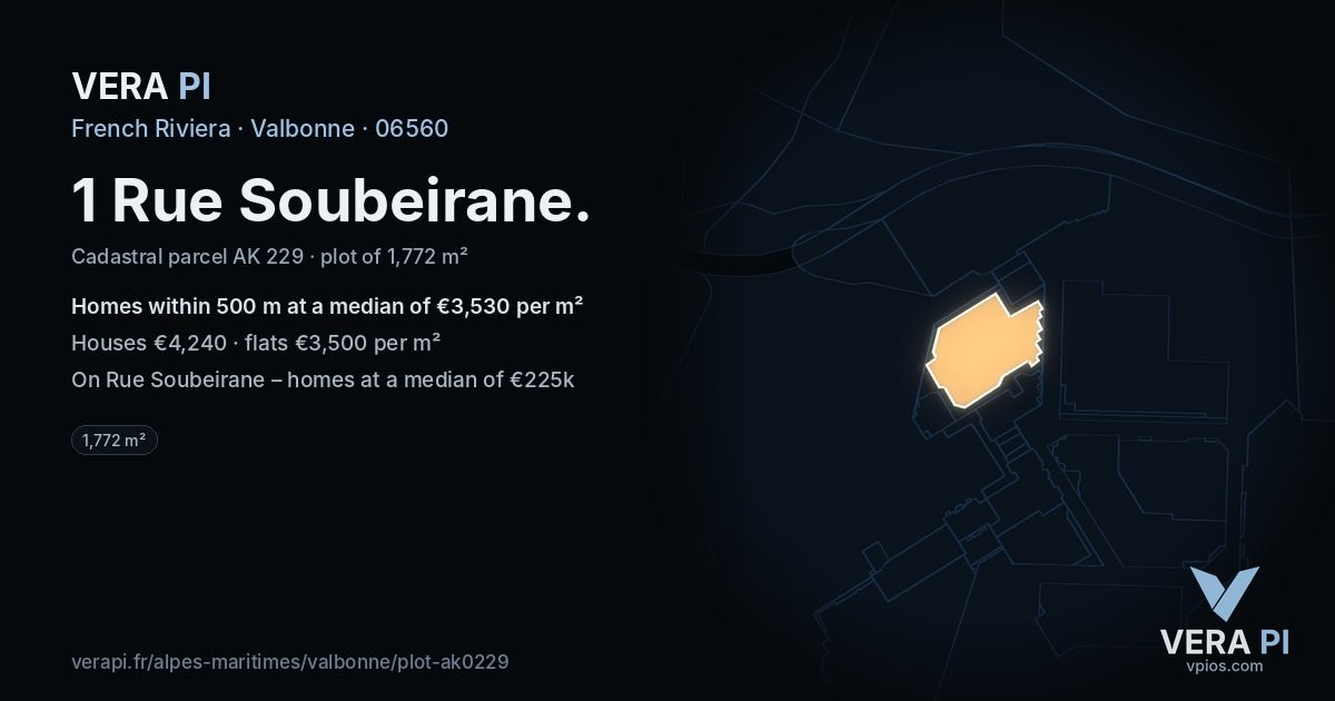 1 Rue Soubeirane, Valbonne at night – the plot lit, the parcels around coloured by the prices near them