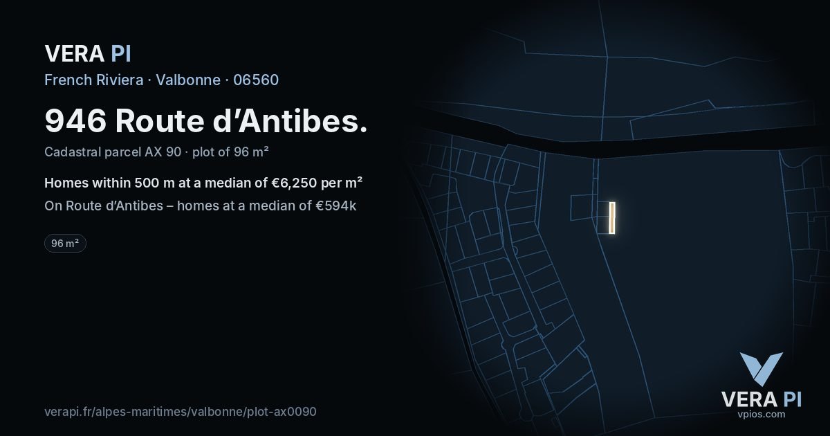 946 Route d’Antibes, Valbonne at night – the plot lit, the parcels around coloured by the prices near them