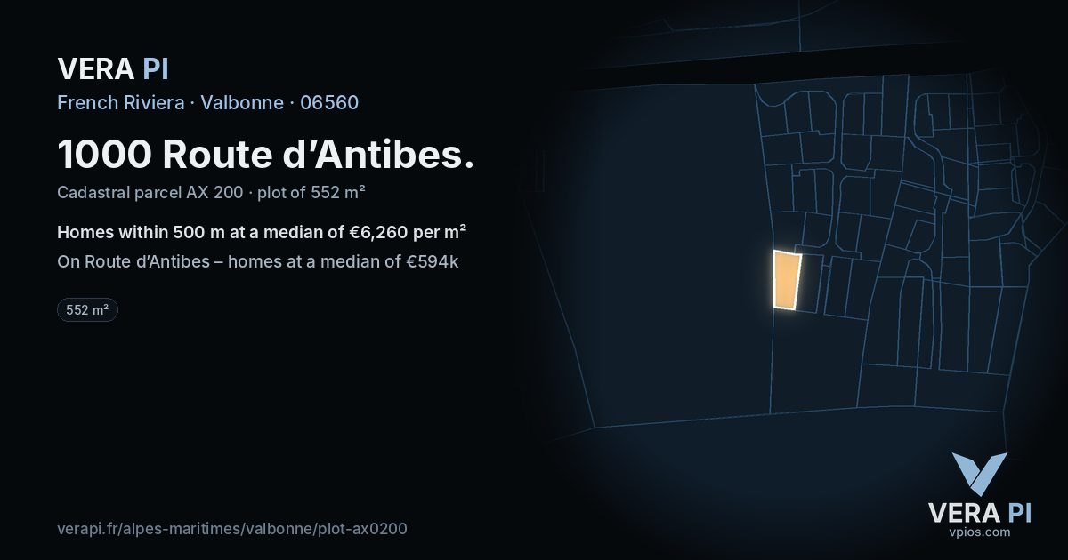 1000 Route d’Antibes, Valbonne at night – the plot lit, the parcels around coloured by the prices near them
