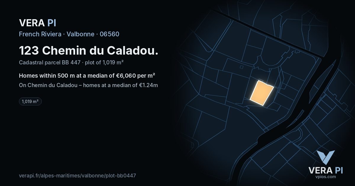 123 Chemin du Caladou, Valbonne at night – the plot lit, the parcels around coloured by the prices near them