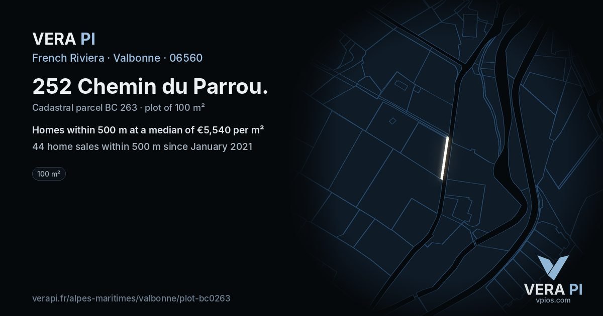 252 Chemin du Parrou, Valbonne at night – the plot lit, the parcels around coloured by the prices near them