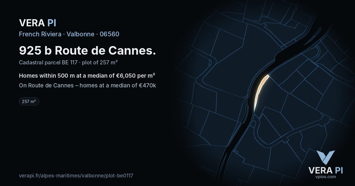 925 b Route de Cannes, Valbonne at night – the plot lit, the parcels around coloured by the prices near them
