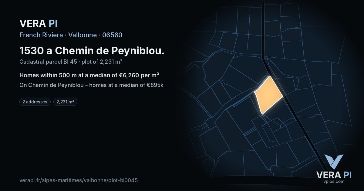 1530 a Chemin de Peyniblou, Valbonne at night – the plot lit, the parcels around coloured by the prices near them