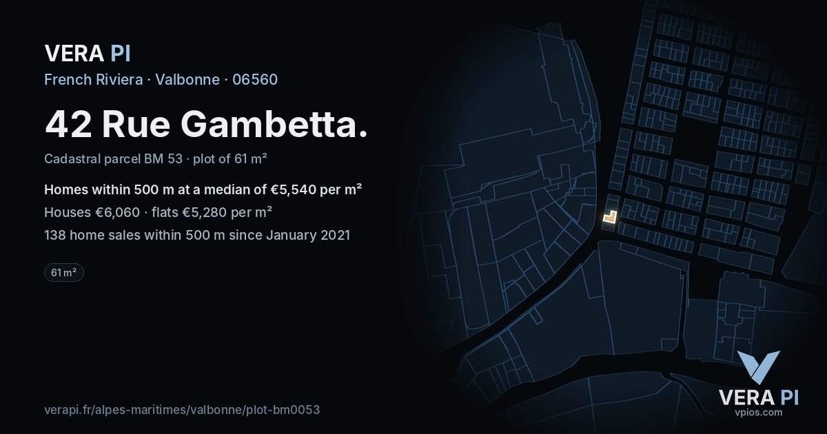 42 Rue Gambetta, Valbonne at night – the plot lit, the parcels around coloured by the prices near them
