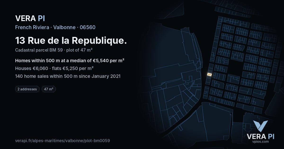 13 Rue de la Republique, Valbonne at night – the plot lit, the parcels around coloured by the prices near them
