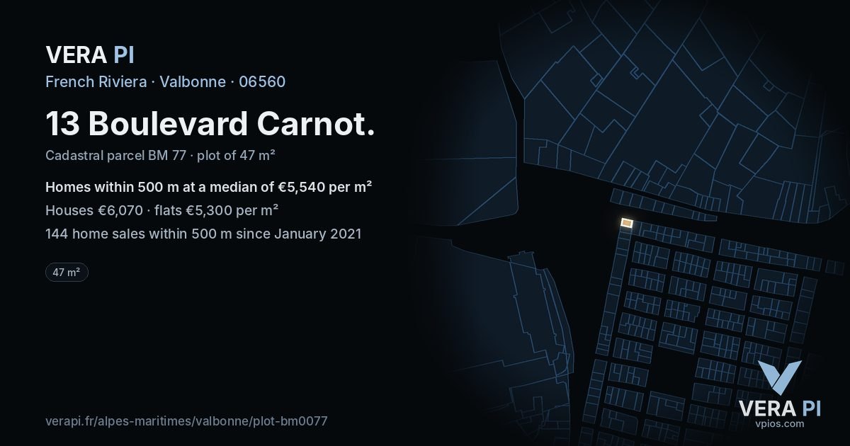 13 Boulevard Carnot, Valbonne at night – the plot lit, the parcels around coloured by the prices near them