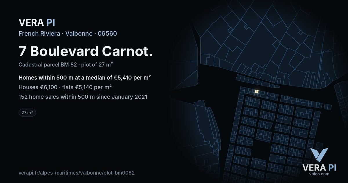7 Boulevard Carnot, Valbonne at night – the plot lit, the parcels around coloured by the prices near them