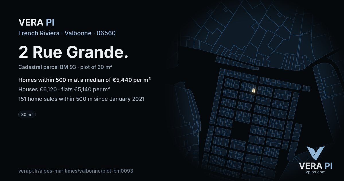 2 Rue Grande, Valbonne at night – the plot lit, the parcels around coloured by the prices near them