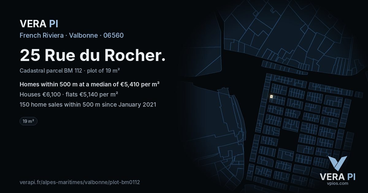 25 Rue du Rocher, Valbonne at night – the plot lit, the parcels around coloured by the prices near them