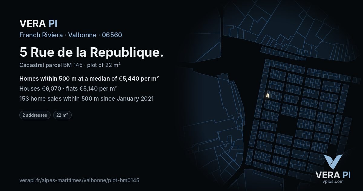 5 Rue de la Republique, Valbonne at night – the plot lit, the parcels around coloured by the prices near them