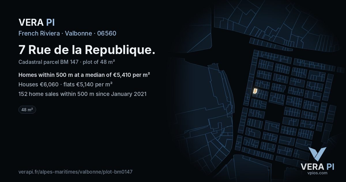 7 Rue de la Republique, Valbonne at night – the plot lit, the parcels around coloured by the prices near them