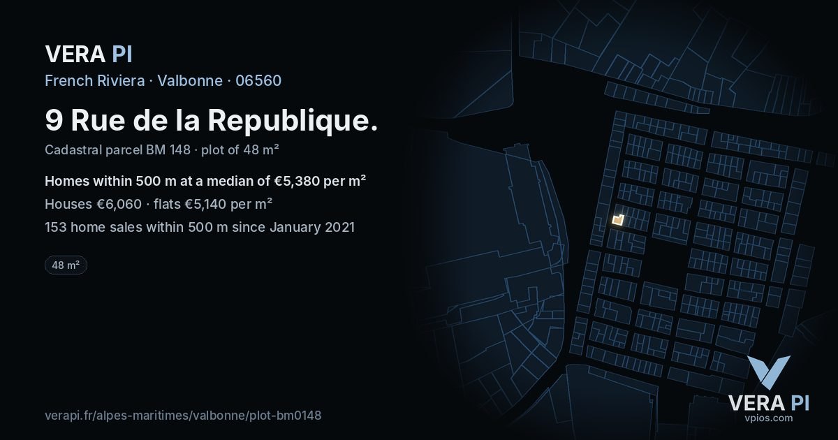 9 Rue de la Republique, Valbonne at night – the plot lit, the parcels around coloured by the prices near them