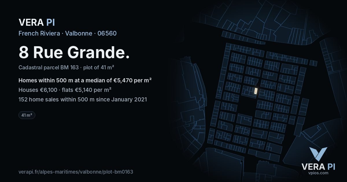 8 Rue Grande, Valbonne at night – the plot lit, the parcels around coloured by the prices near them