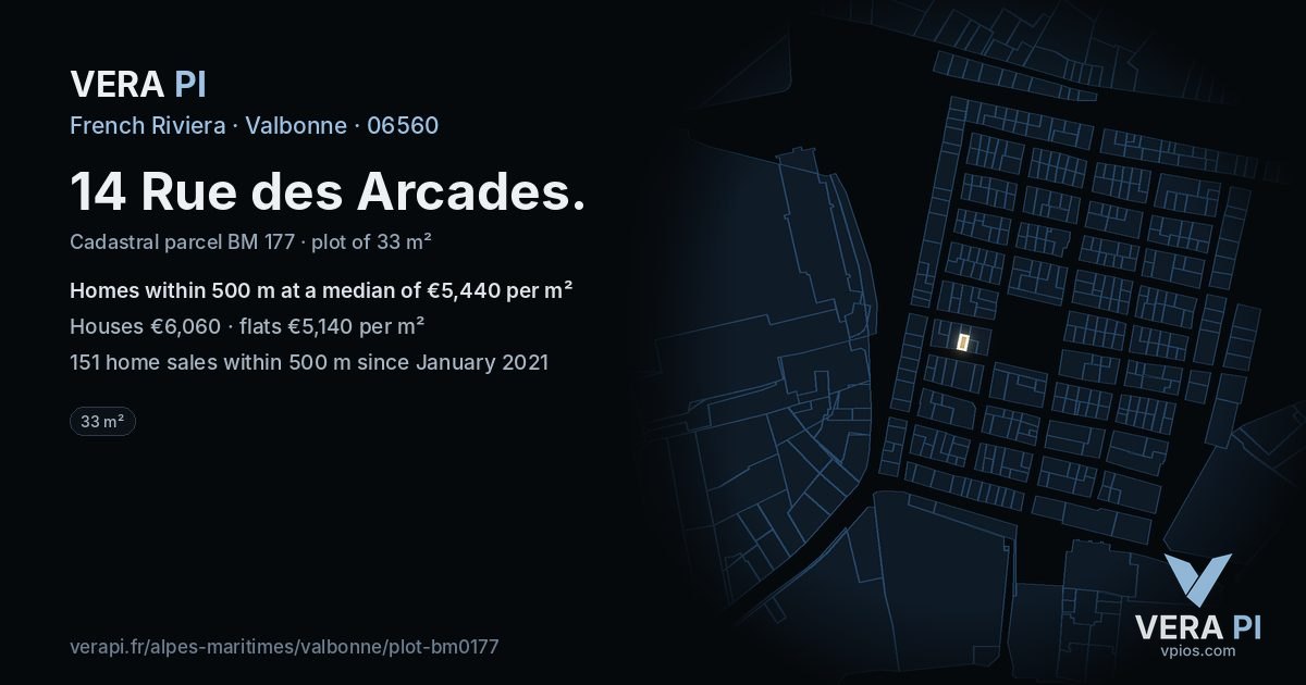 14 Rue des Arcades, Valbonne at night – the plot lit, the parcels around coloured by the prices near them