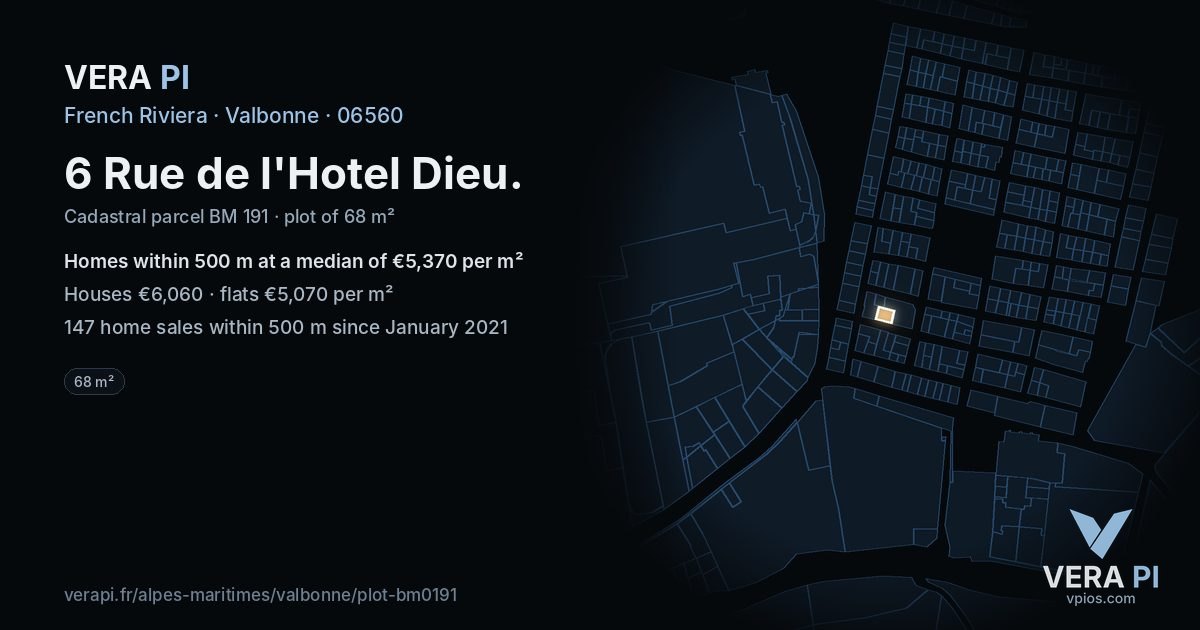 6 Rue de l'Hotel Dieu, Valbonne at night – the plot lit, the parcels around coloured by the prices near them