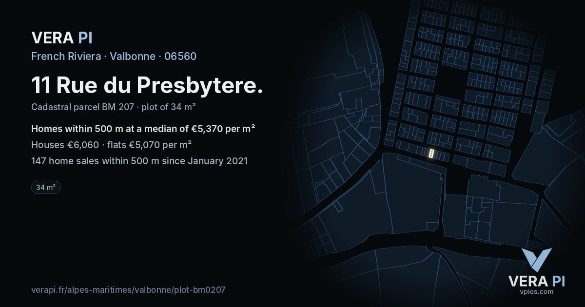11 Rue du Presbytere, Valbonne at night – the plot lit, the parcels around coloured by the prices near them
