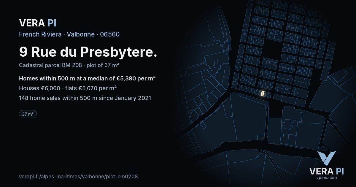 9 Rue du Presbytere, Valbonne at night – the plot lit, the parcels around coloured by the prices near them