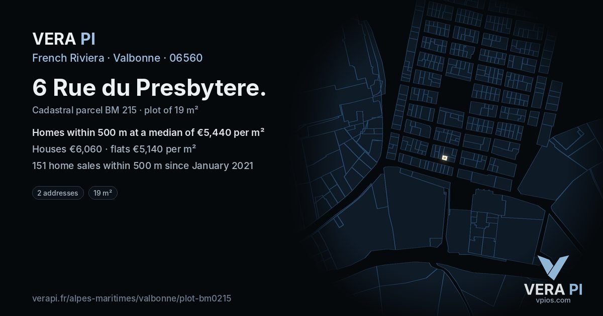6 Rue du Presbytere, Valbonne at night – the plot lit, the parcels around coloured by the prices near them