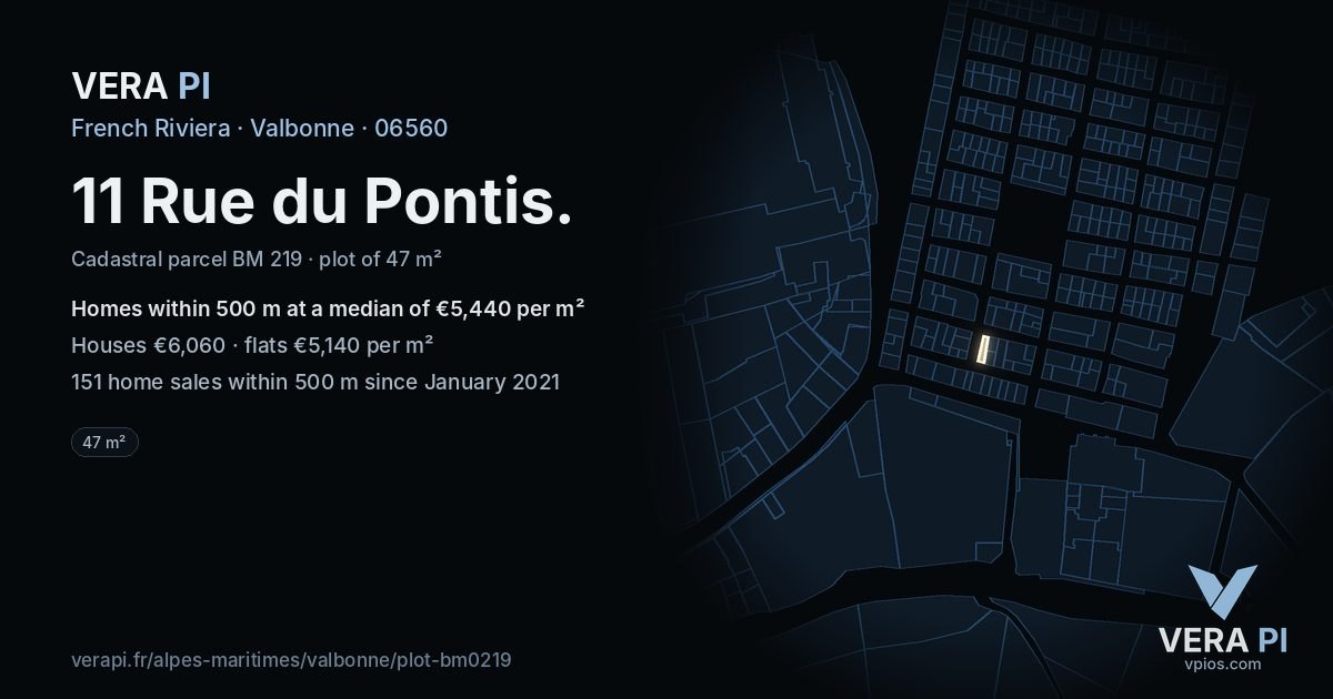 11 Rue du Pontis, Valbonne at night – the plot lit, the parcels around coloured by the prices near them