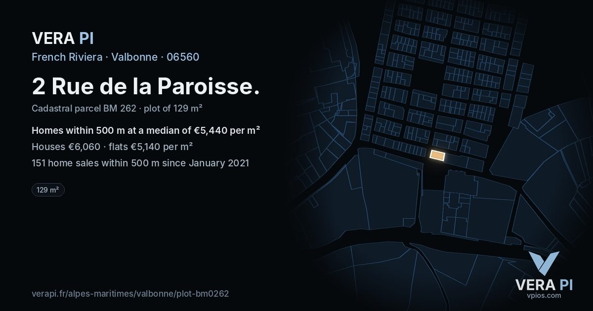 2 Rue de la Paroisse, Valbonne at night – the plot lit, the parcels around coloured by the prices near them
