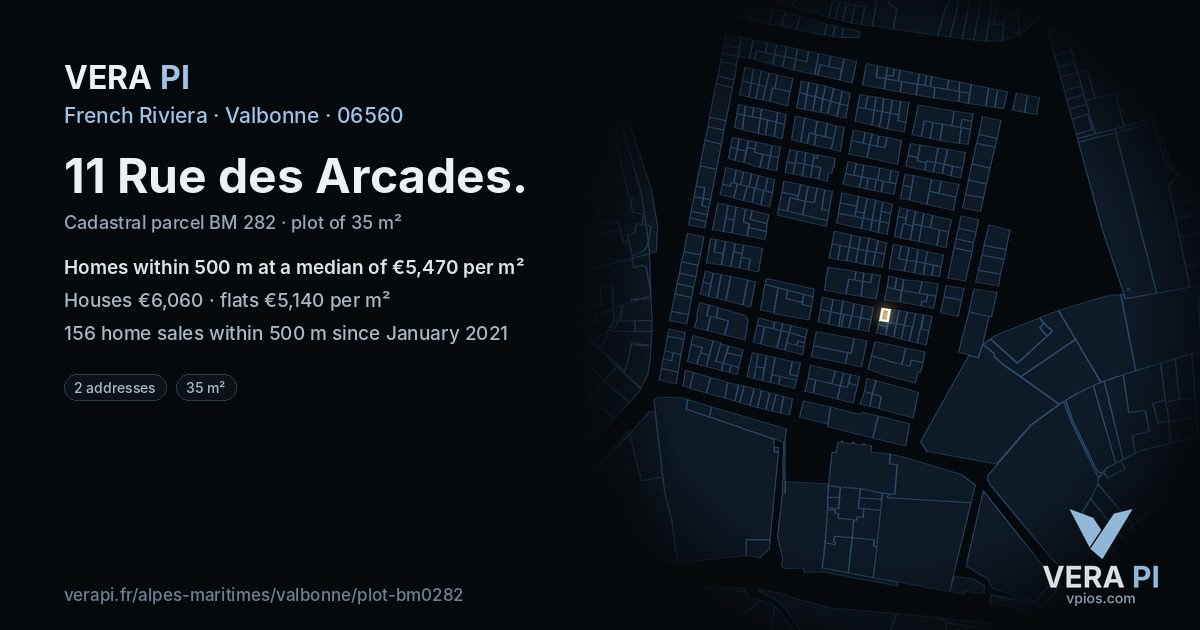 11 Rue des Arcades, Valbonne at night – the plot lit, the parcels around coloured by the prices near them