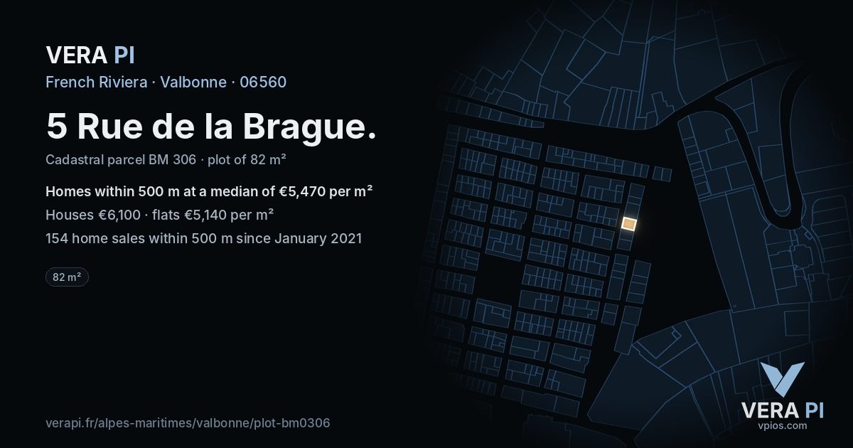 5 Rue de la Brague, Valbonne at night – the plot lit, the parcels around coloured by the prices near them