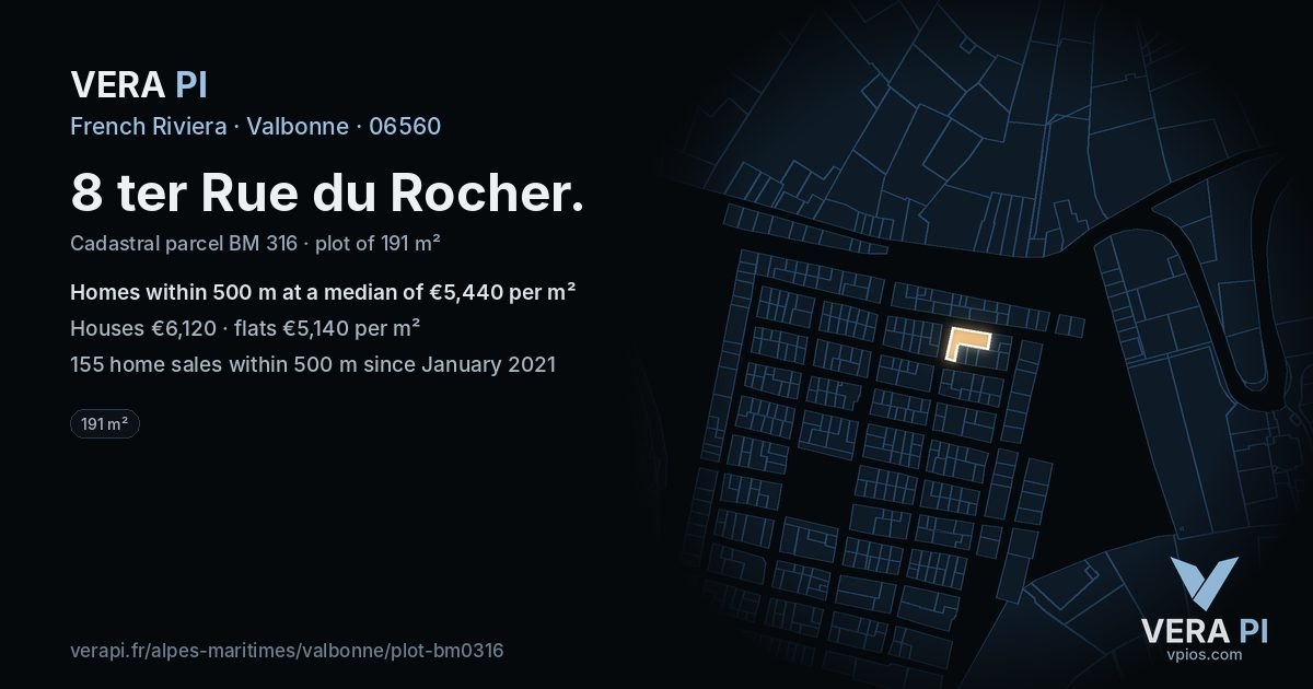 8 ter Rue du Rocher, Valbonne at night – the plot lit, the parcels around coloured by the prices near them