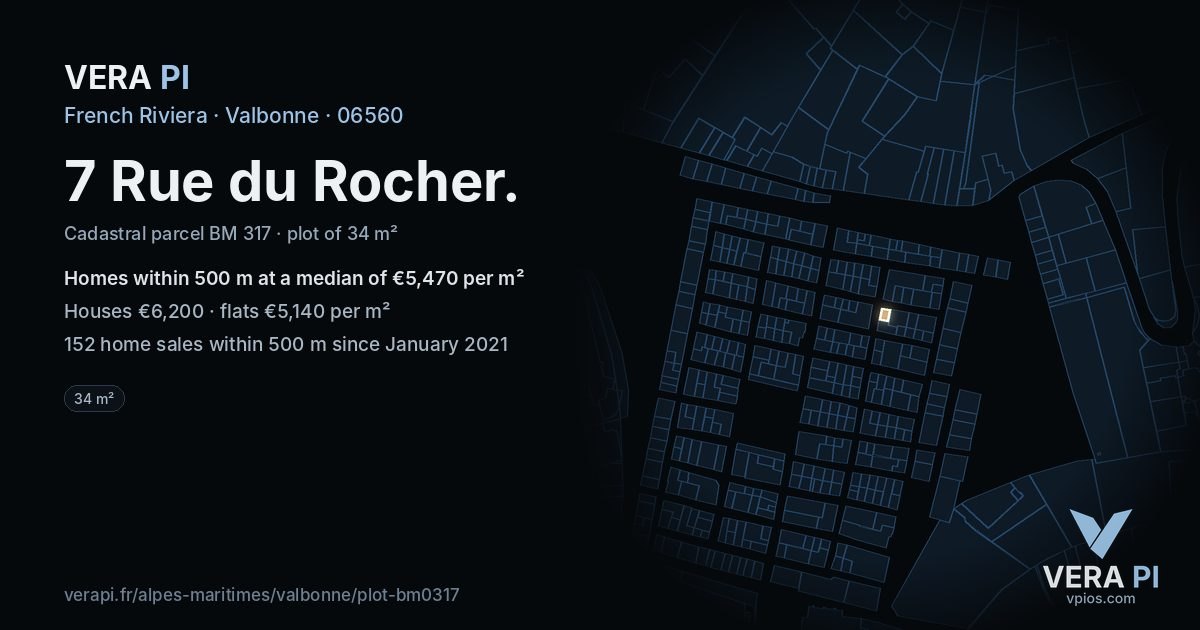 7 Rue du Rocher, Valbonne at night – the plot lit, the parcels around coloured by the prices near them