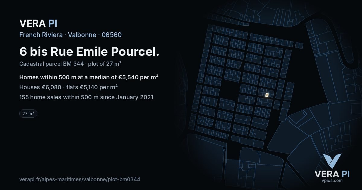 6 bis Rue Emile Pourcel, Valbonne at night – the plot lit, the parcels around coloured by the prices near them