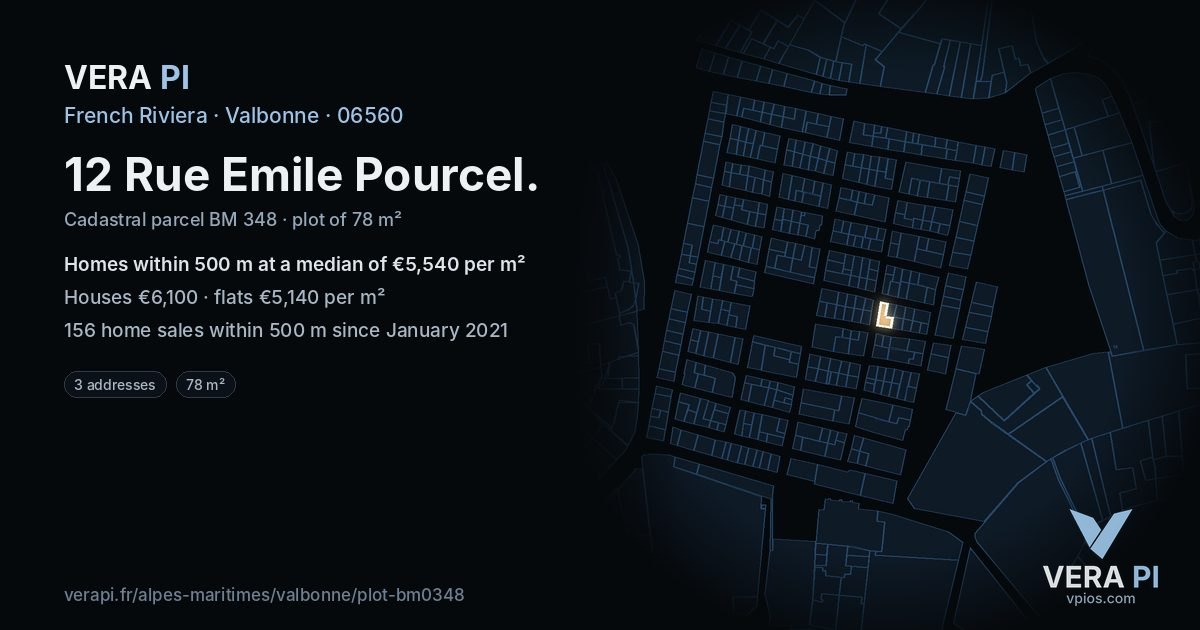 12 Rue Emile Pourcel, Valbonne at night – the plot lit, the parcels around coloured by the prices near them