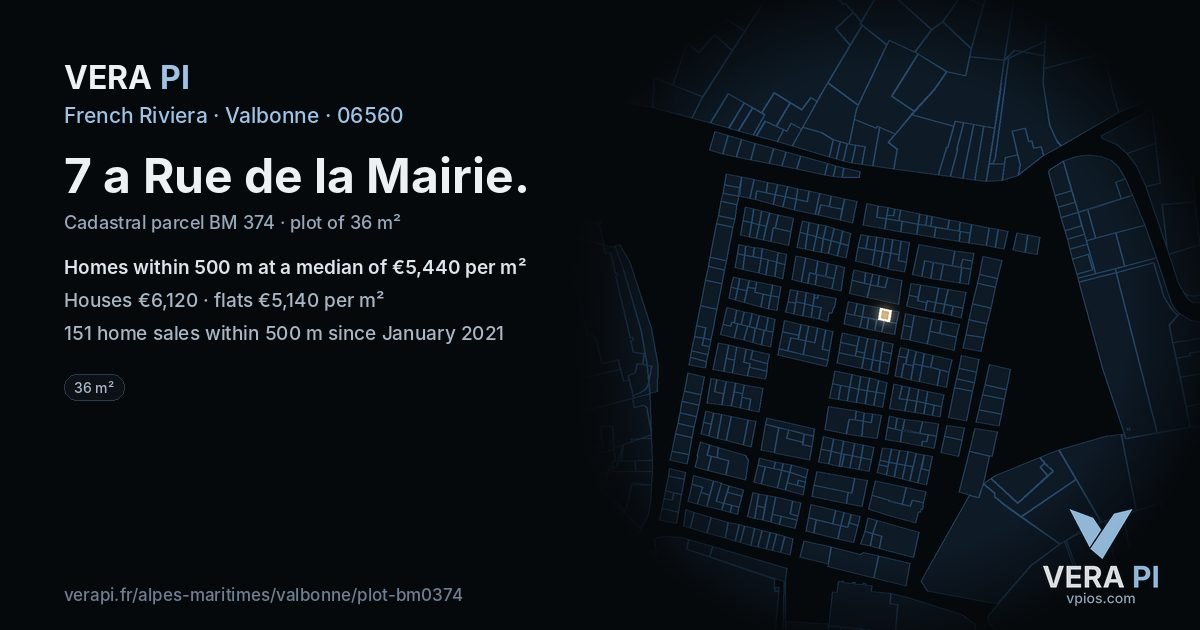 7 a Rue de la Mairie, Valbonne at night – the plot lit, the parcels around coloured by the prices near them