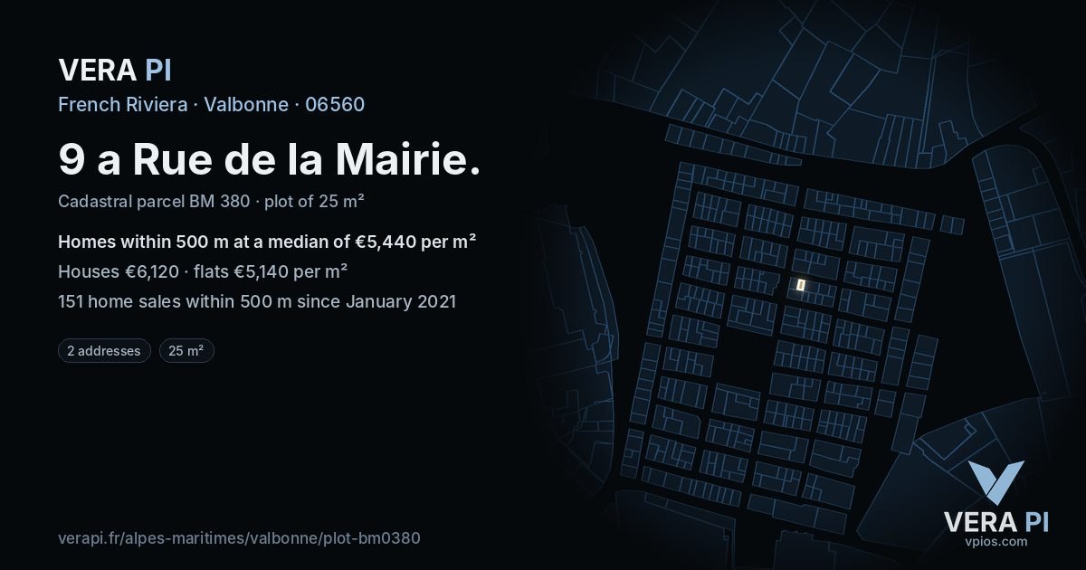 9 a Rue de la Mairie, Valbonne at night – the plot lit, the parcels around coloured by the prices near them