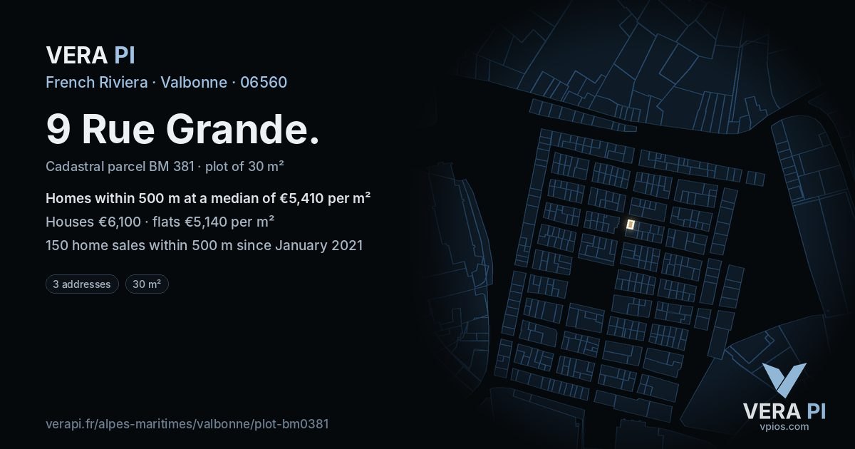 9 Rue Grande, Valbonne at night – the plot lit, the parcels around coloured by the prices near them