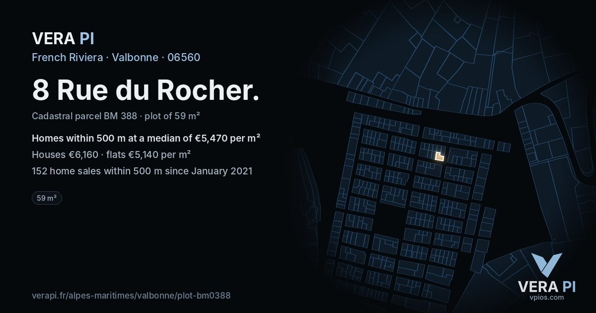 8 Rue du Rocher, Valbonne at night – the plot lit, the parcels around coloured by the prices near them