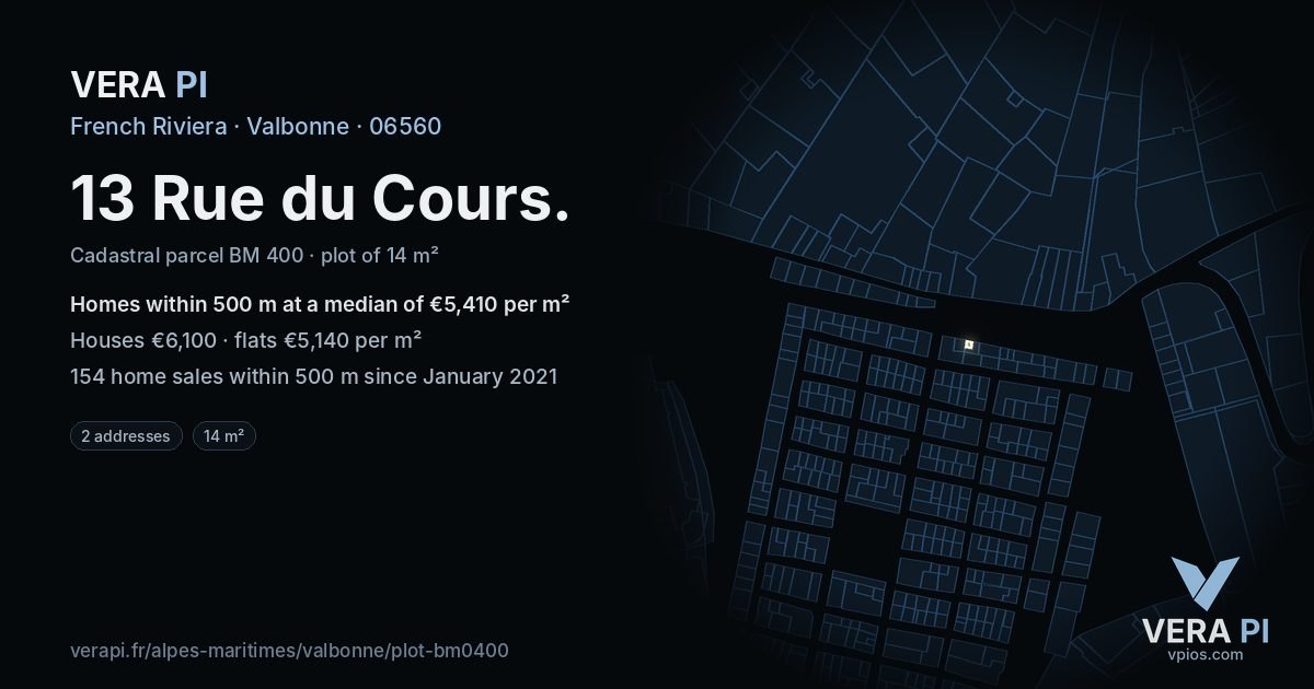 13 Rue du Cours, Valbonne at night – the plot lit, the parcels around coloured by the prices near them