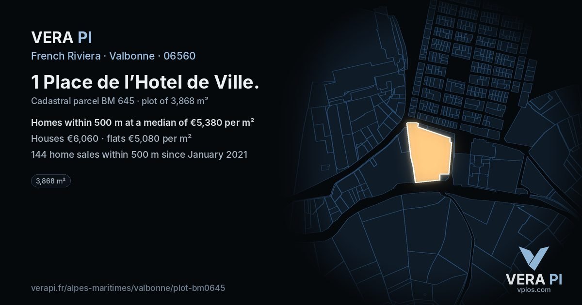 1 Place de l’Hotel de Ville, Valbonne at night – the plot lit, the parcels around coloured by the prices near them