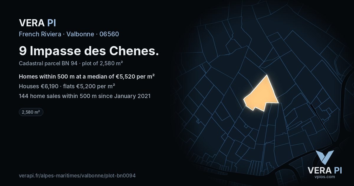 9 Impasse des Chenes, Valbonne at night – the plot lit, the parcels around coloured by the prices near them