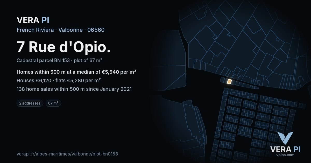 7 Rue d'Opio, Valbonne at night – the plot lit, the parcels around coloured by the prices near them