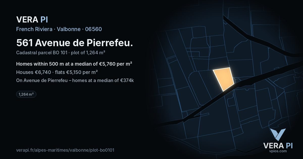 561 Avenue de Pierrefeu, Valbonne at night – the plot lit, the parcels around coloured by the prices near them