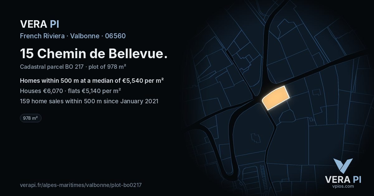 15 Chemin de Bellevue, Valbonne at night – the plot lit, the parcels around coloured by the prices near them