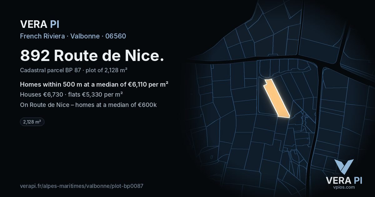 892 Route de Nice, Valbonne at night – the plot lit, the parcels around coloured by the prices near them